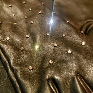 Aldo womens gloves with crystals